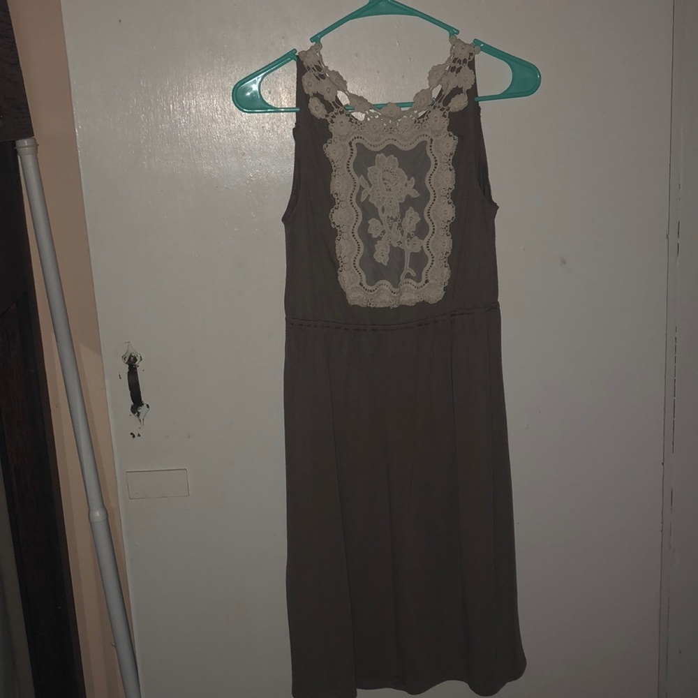 Tan Dress - Picture 4 of 5